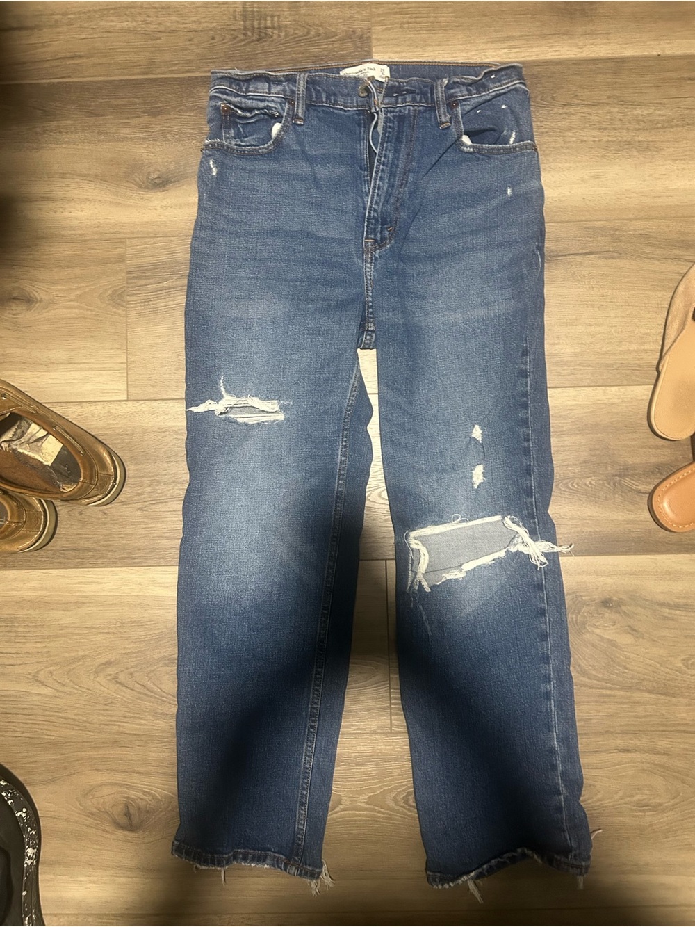 Abercrombie the ankle straight ultra high rise - size 6R